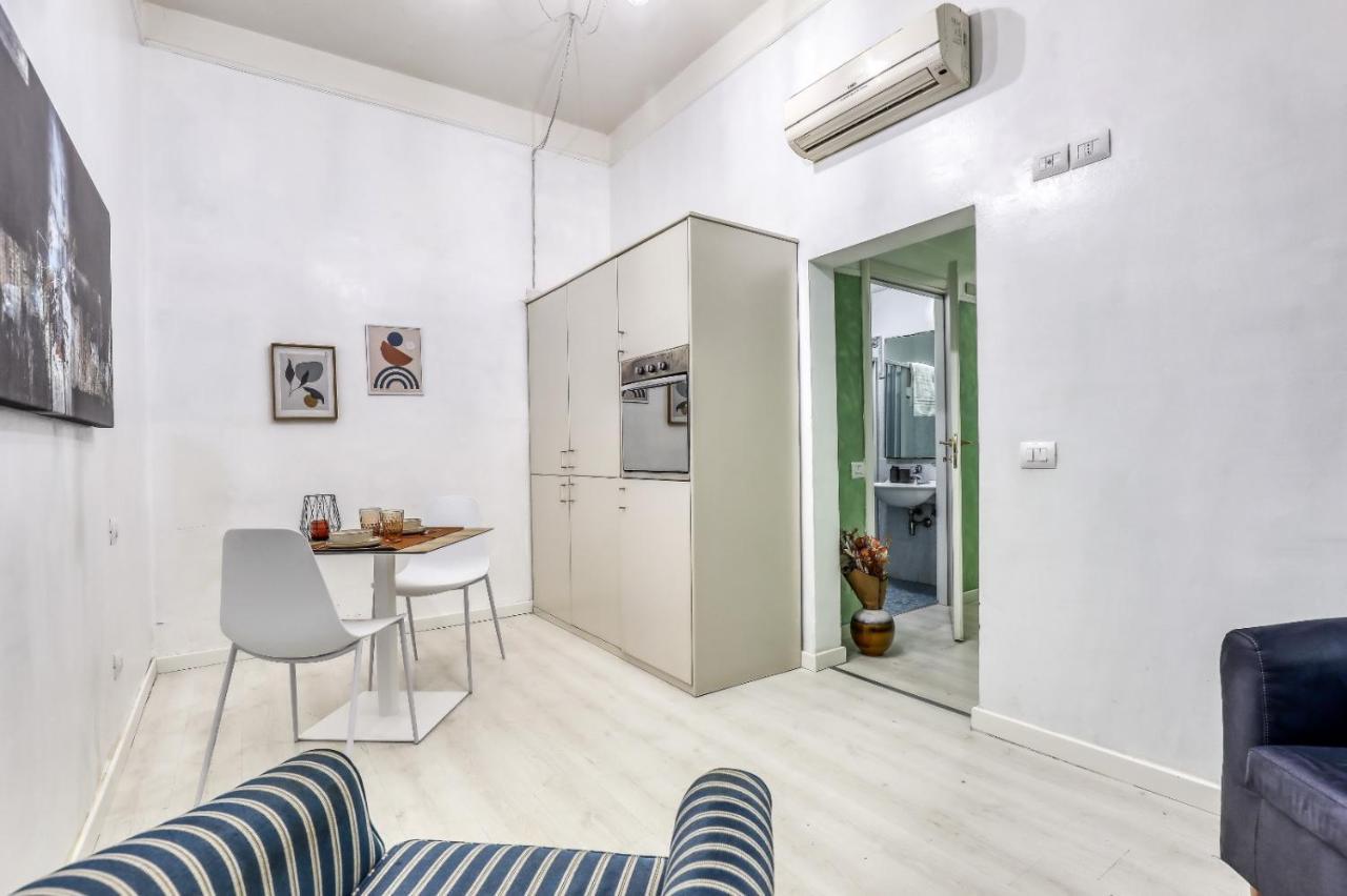 Asso Residence Stazione Terni Bagian luar foto