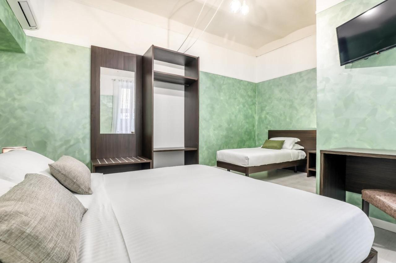 Asso Residence Stazione Terni Bagian luar foto