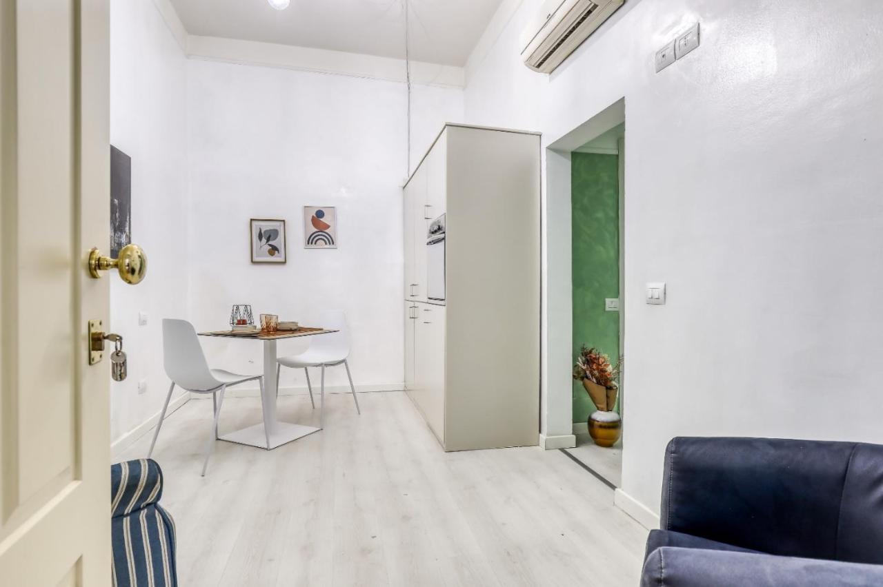 Asso Residence Stazione Terni Bagian luar foto