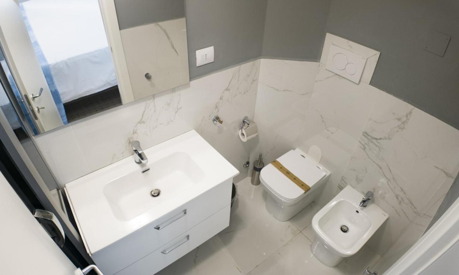 Asso Residence Stazione Terni Bagian luar foto